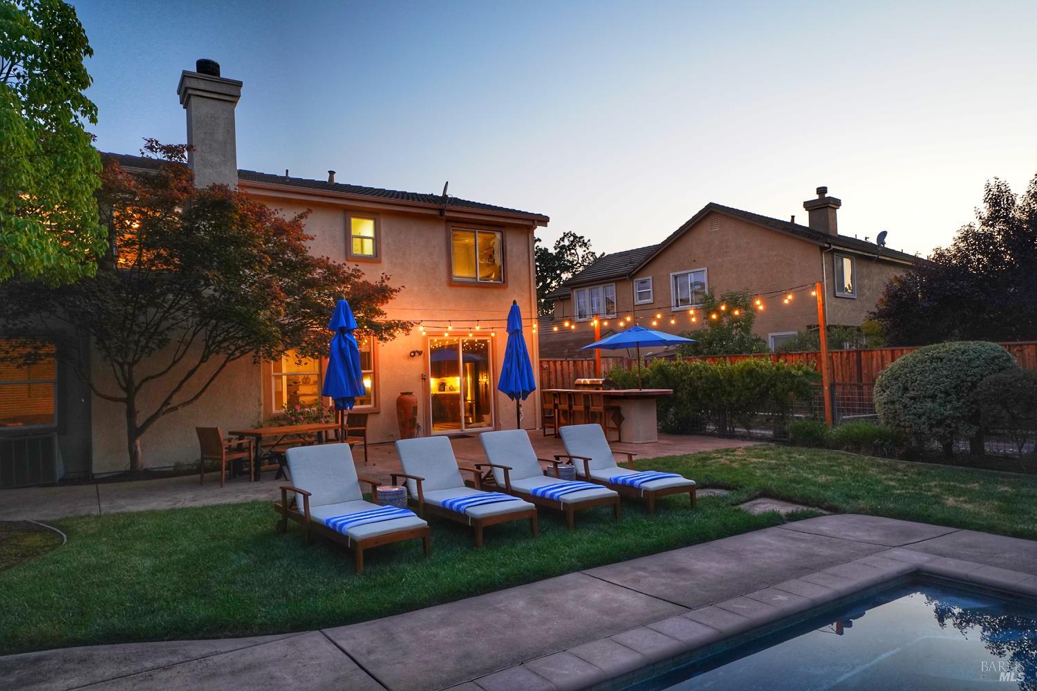 Detail Gallery Image 48 of 55 For 1451 Golf Course Dr, Windsor,  CA 95492 - 4 Beds | 2/1 Baths
