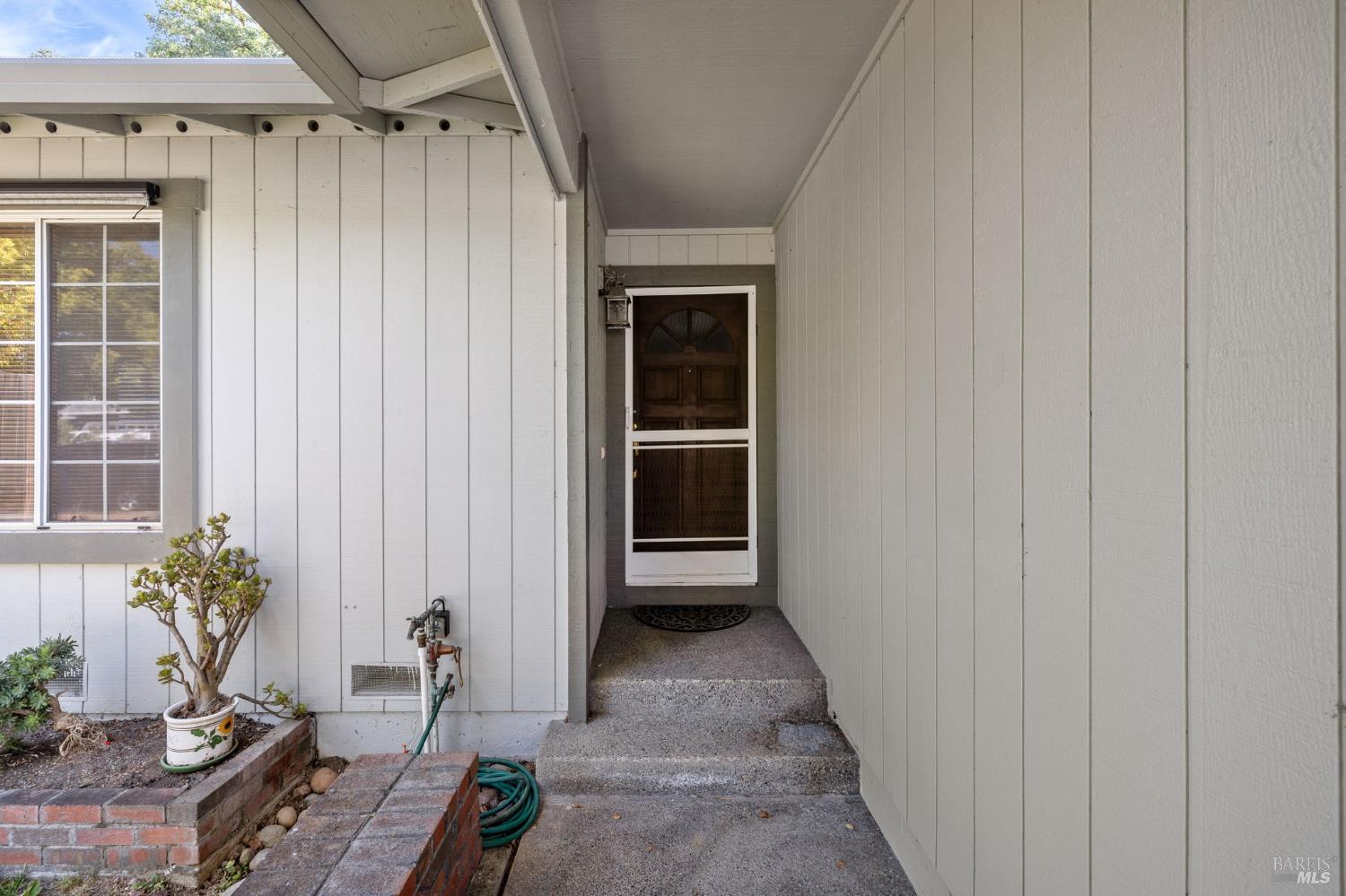 Detail Gallery Image 5 of 35 For 948 Ventnor Ave, Windsor,  CA 95492 - 3 Beds | 2 Baths