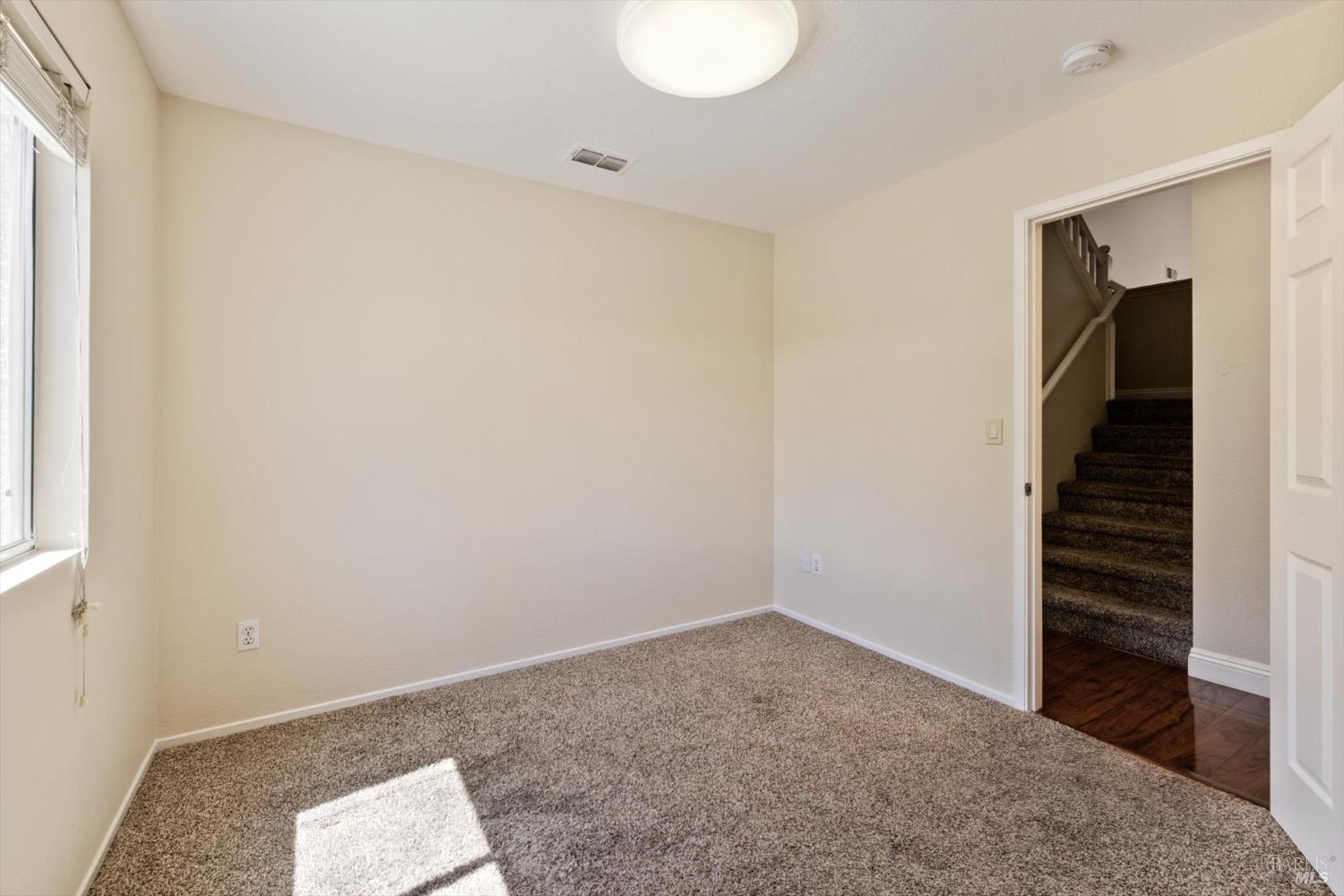 Detail Gallery Image 31 of 78 For 1013 Flint Ct, Vacaville,  CA 95687 - 4 Beds | 3 Baths