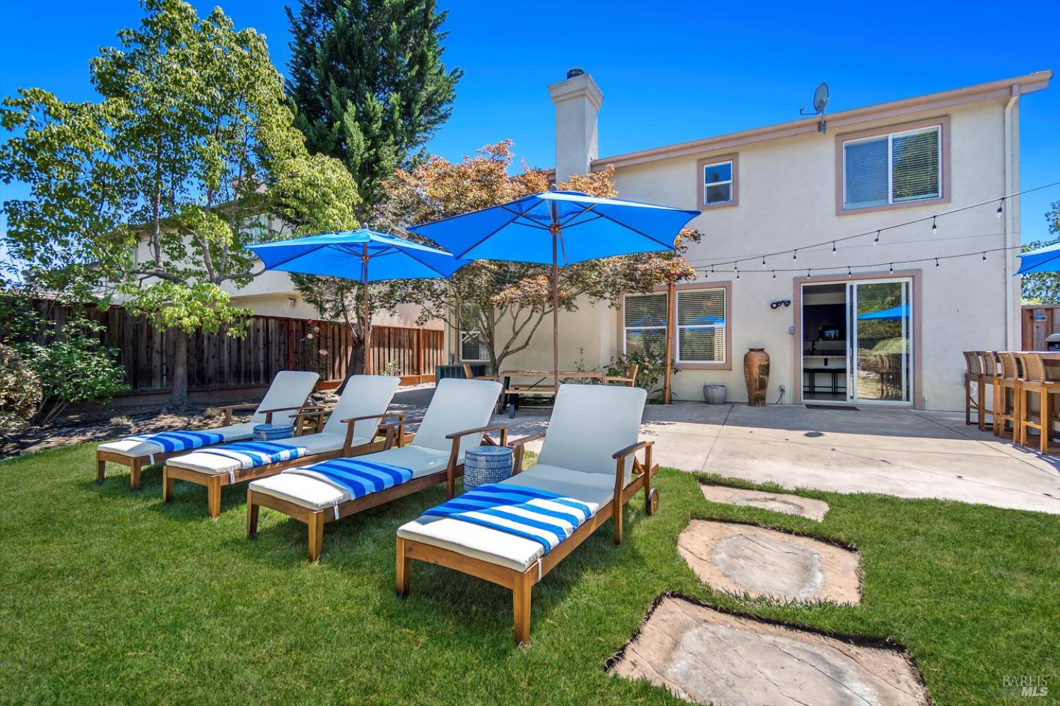 Detail Gallery Image 38 of 55 For 1451 Golf Course Dr, Windsor,  CA 95492 - 4 Beds | 2/1 Baths