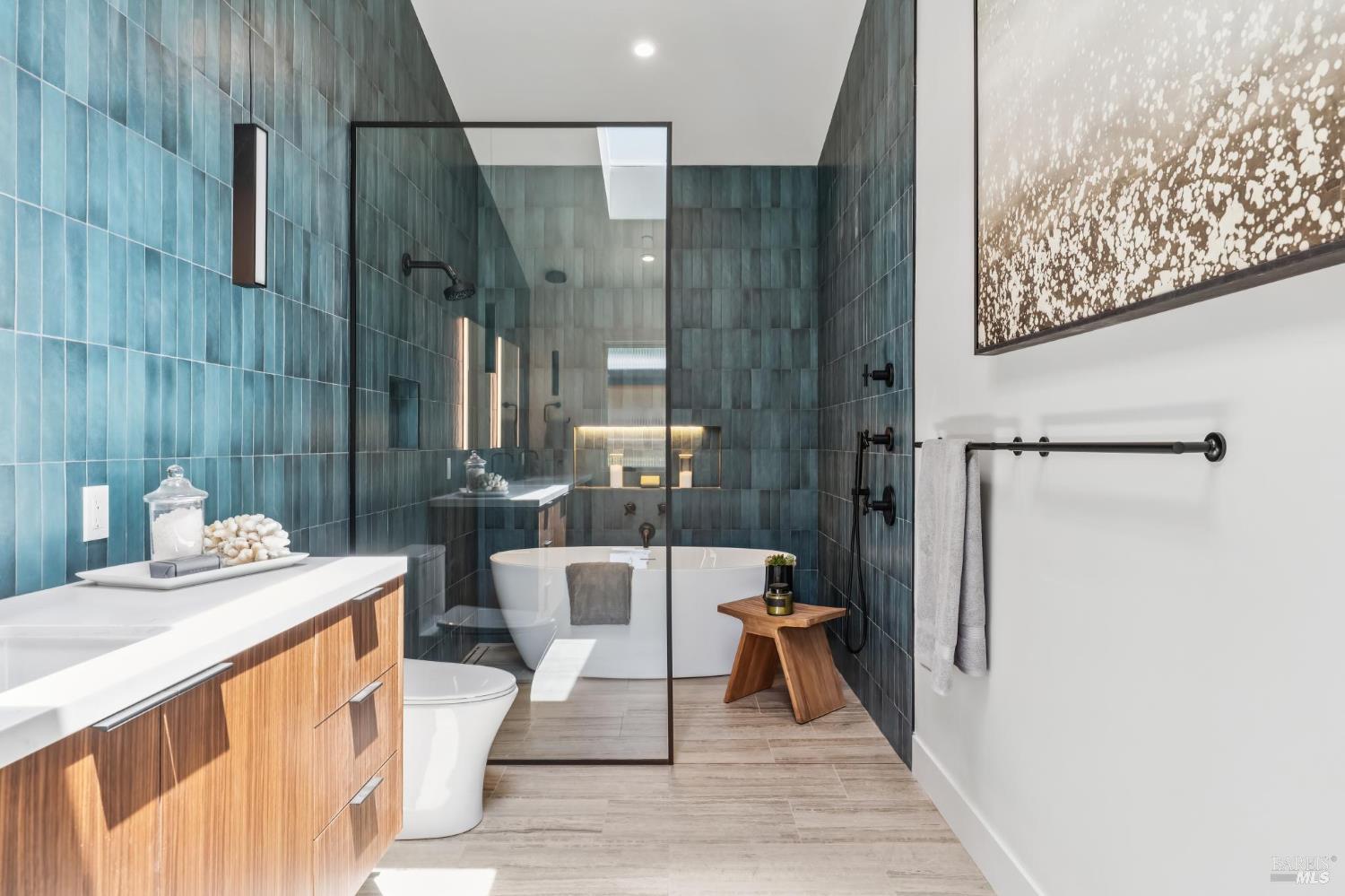 Detail Gallery Image 39 of 49 For 216 1st St, Sonoma,  CA 95476 - 3 Beds | 2/1 Baths