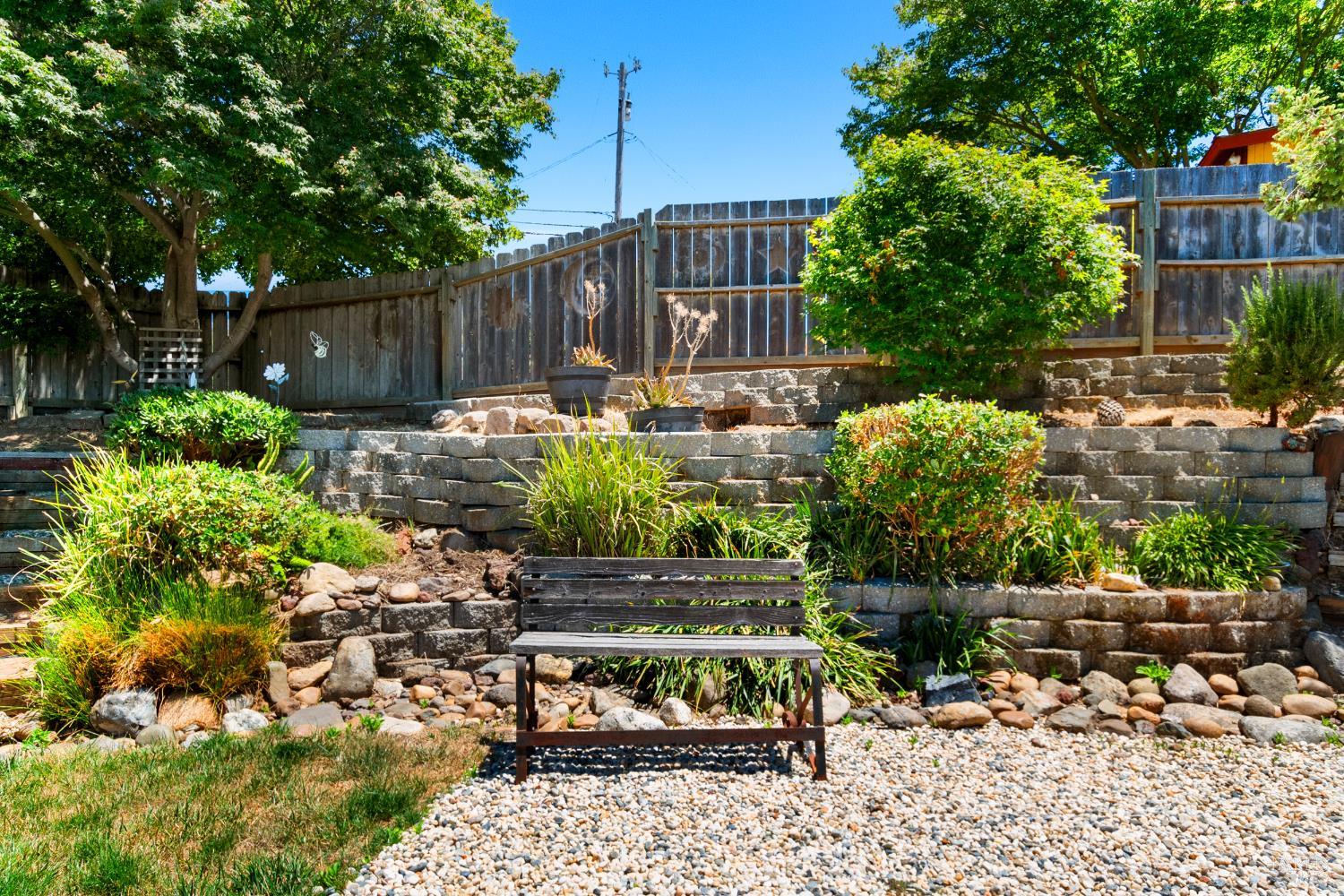 Detail Gallery Image 39 of 56 For 2004 S Terrace Dr, Napa,  CA 94559 - 3 Beds | 2 Baths