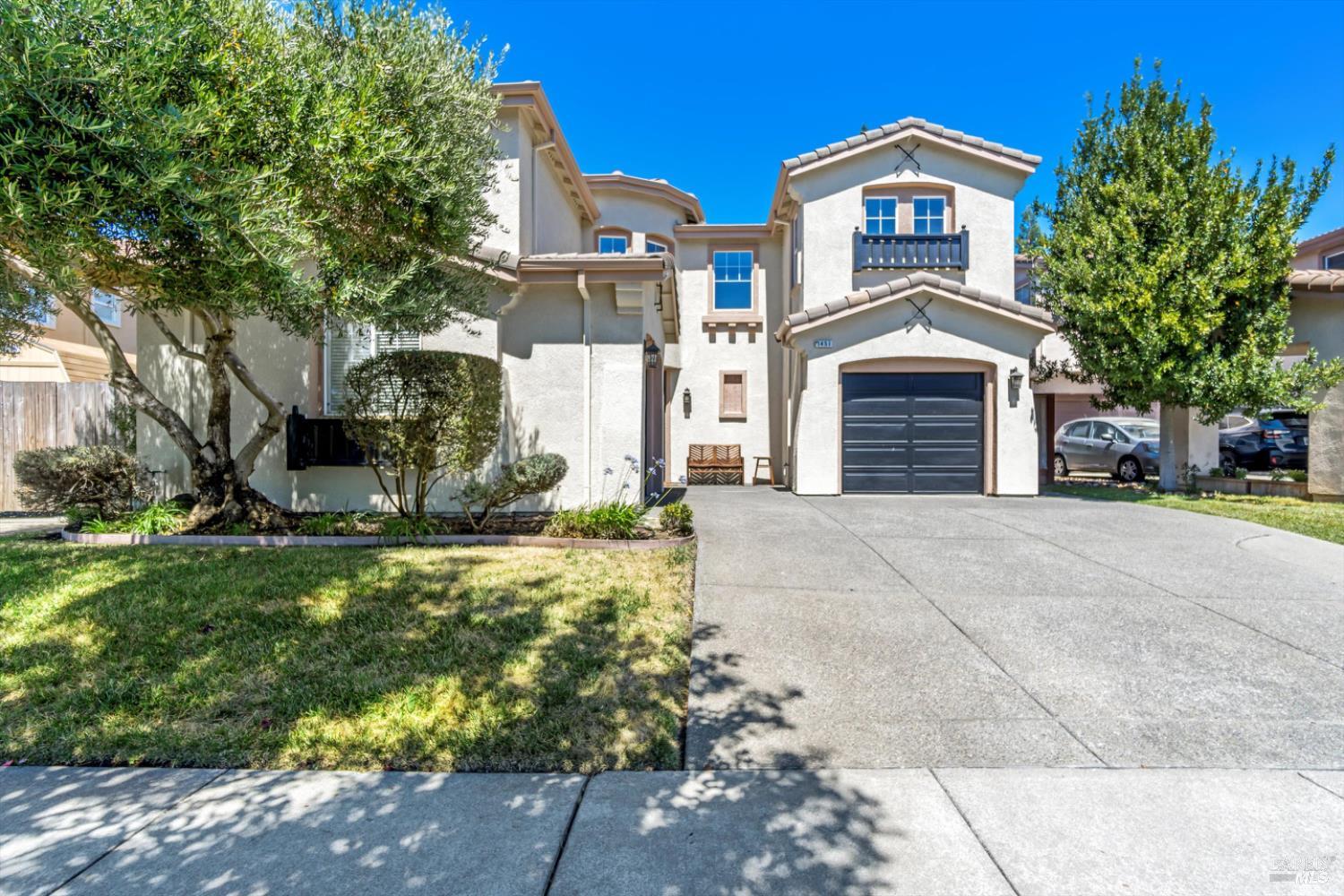 Detail Gallery Image 8 of 55 For 1451 Golf Course Dr, Windsor,  CA 95492 - 4 Beds | 2/1 Baths