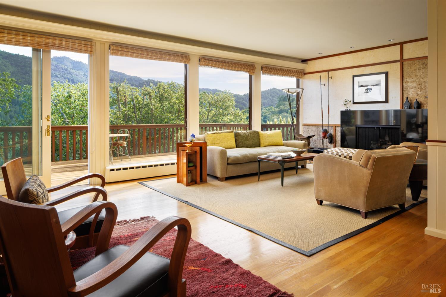 Detail Gallery Image 3 of 19 For 38 Spring Rd, Kentfield,  CA 94904 - 4 Beds | 4 Baths