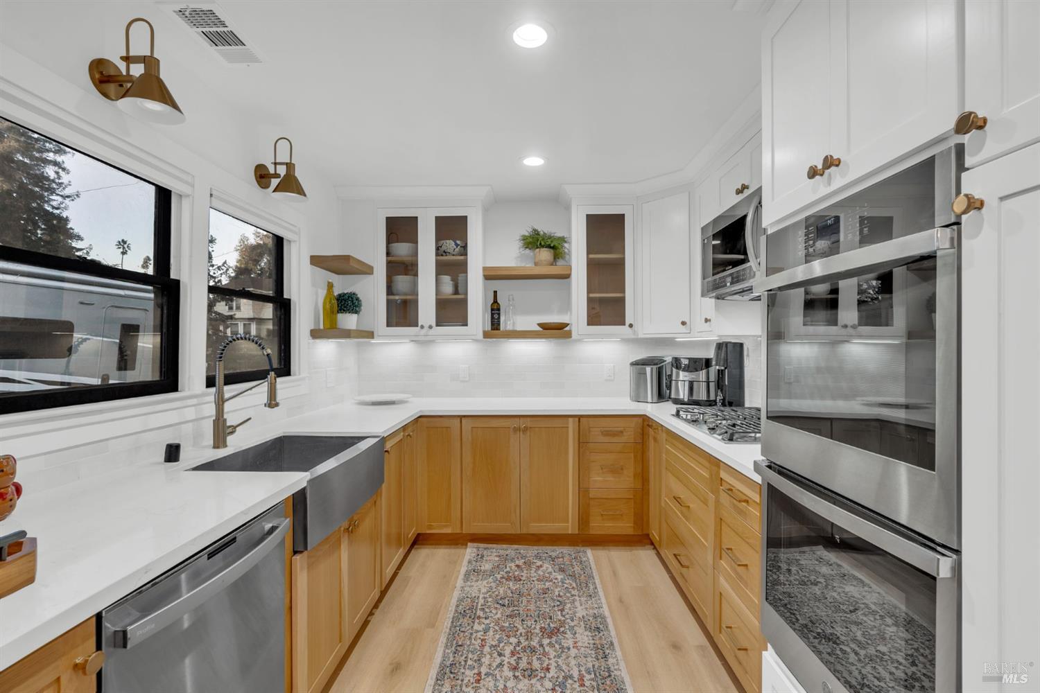 Detail Gallery Image 10 of 25 For 1594 Laurel St, Napa,  CA 94559 - 2 Beds | 2 Baths