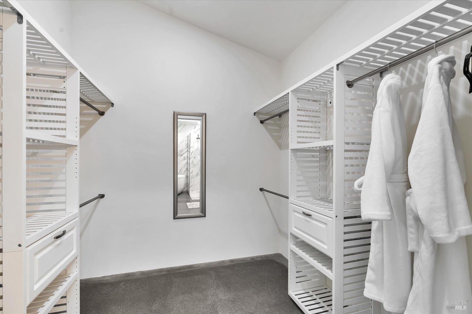 Detail Gallery Image 25 of 30 For 390 Treehaven Ln, Kenwood,  CA 95452 - 2 Beds | 2 Baths