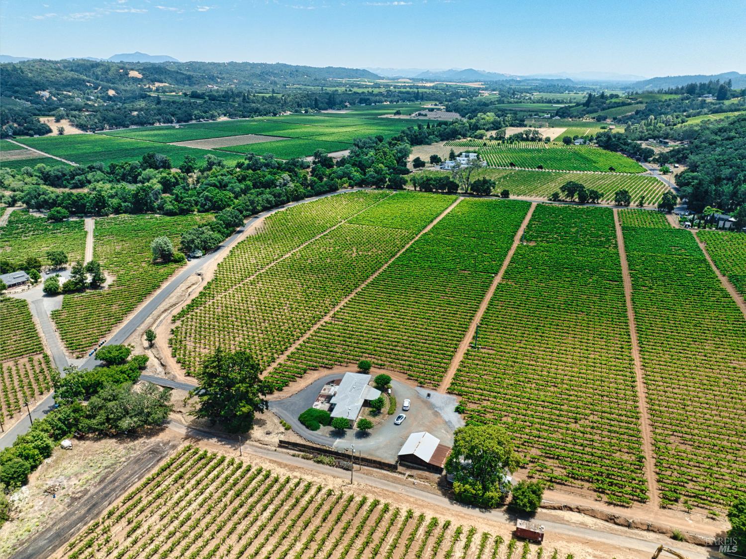 Detail Gallery Image 4 of 20 For 7874 West Dry Creek Rd, Healdsburg,  CA 95448 - – Beds | – Baths
