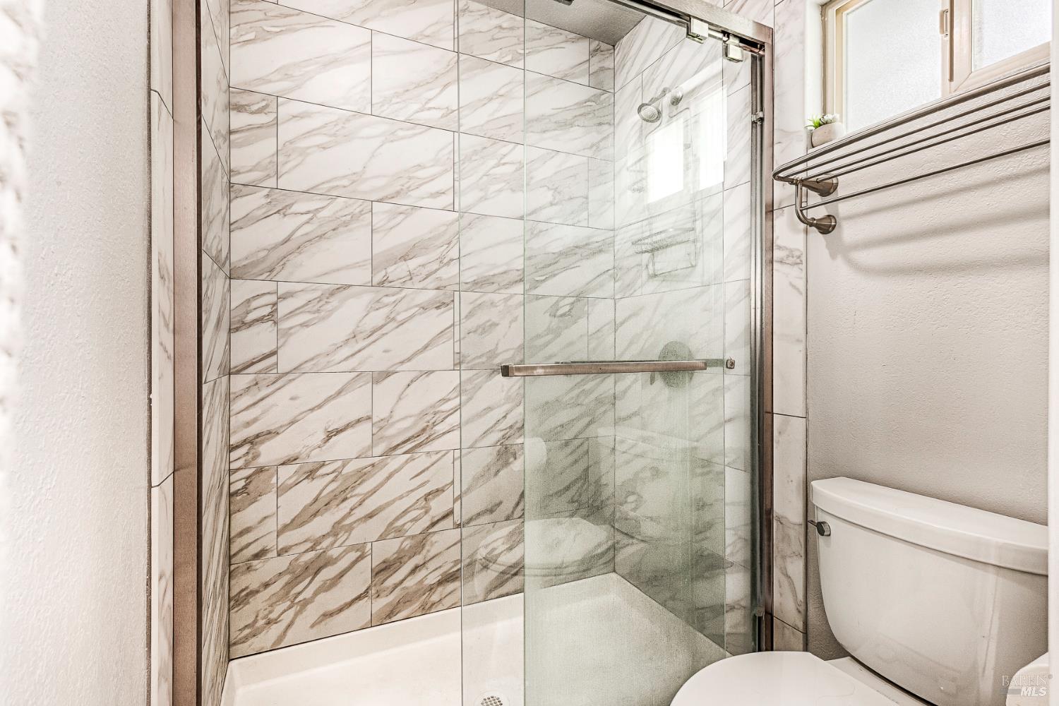 Detail Gallery Image 25 of 50 For 615 Montclair Dr, Santa Rosa,  CA 95409 - 3 Beds | 2 Baths
