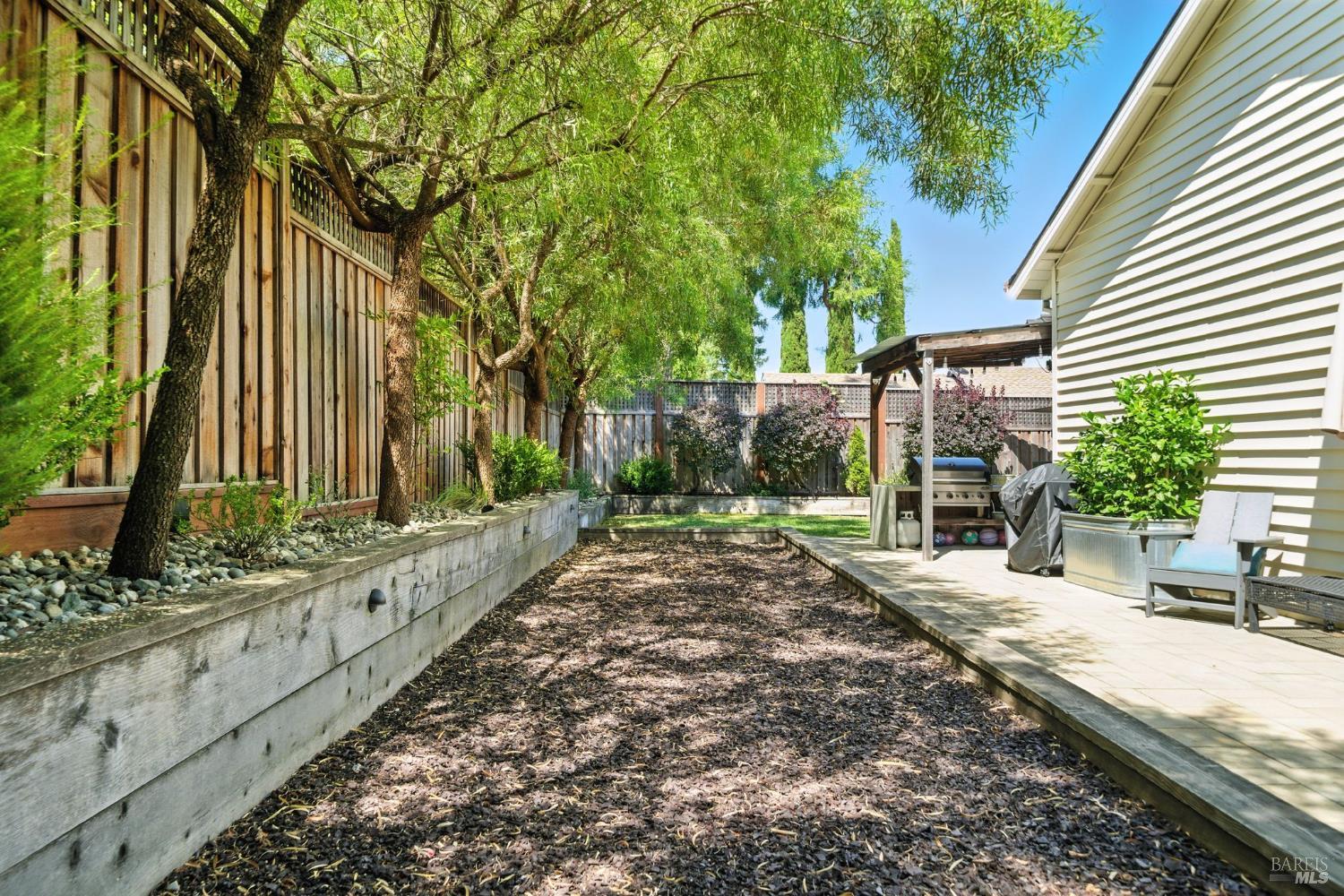 Detail Gallery Image 33 of 37 For 5332 Santa Teresa Ave, Santa Rosa,  CA 95409 - 4 Beds | 2 Baths