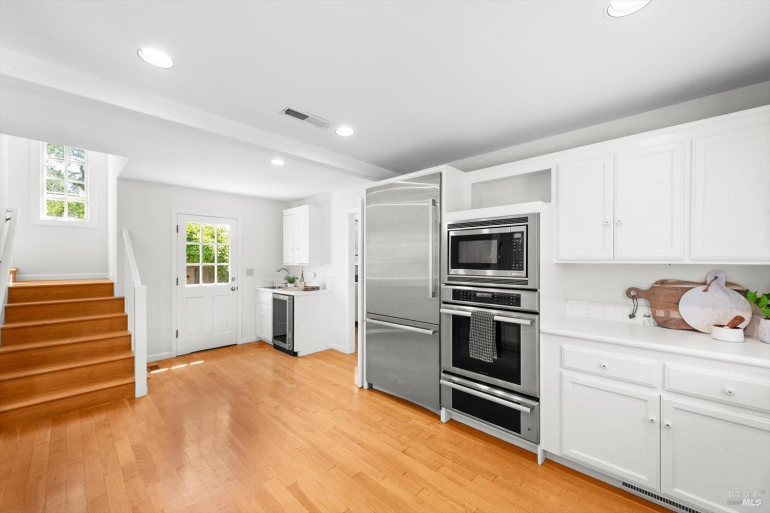 Detail Gallery Image 20 of 47 For 1881 Madrona Ave, Saint Helena,  CA 94574 - 2 Beds | 2/1 Baths