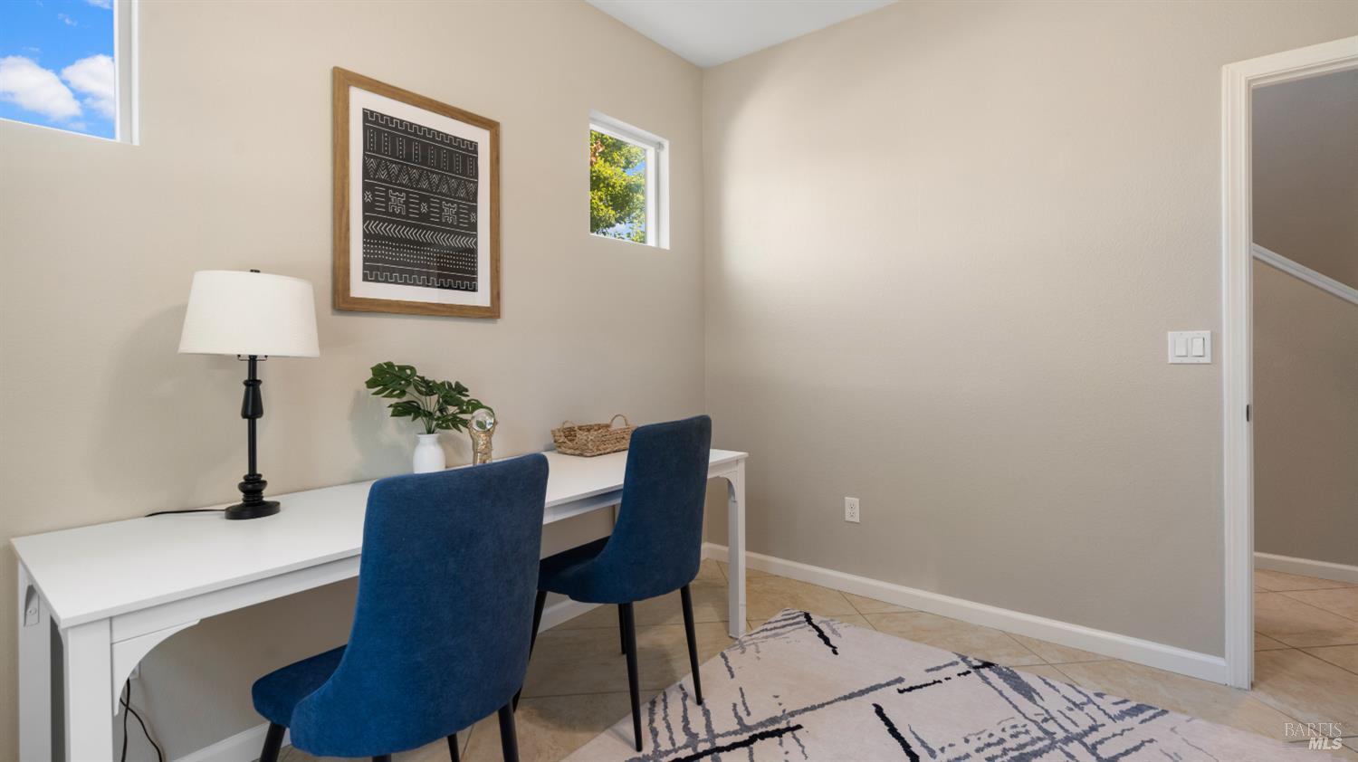 Detail Gallery Image 23 of 42 For 5114 Kolton Pl, Rohnert Park,  CA 94928 - 5 Beds | 2/1 Baths
