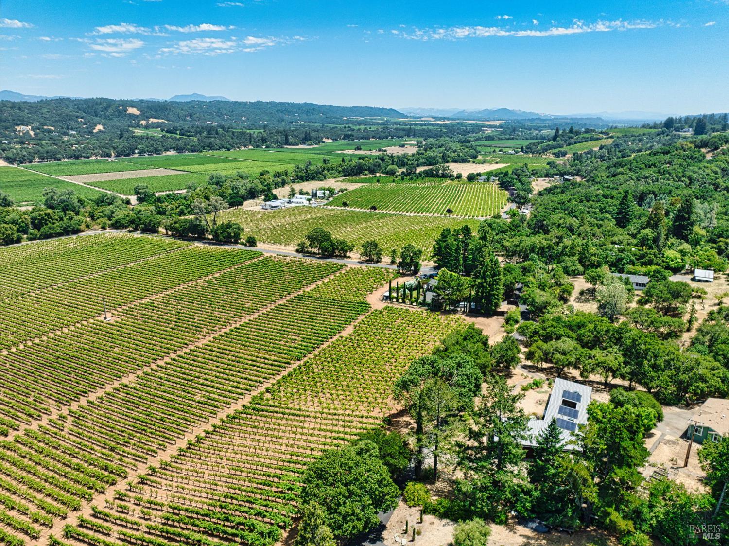 Detail Gallery Image 12 of 23 For 8011 West Dry Creek Rd, Healdsburg,  CA 95448 - – Beds | – Baths