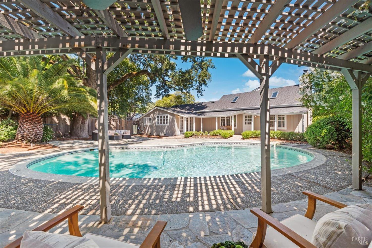 Detail Gallery Image 4 of 47 For 1881 Madrona Ave, Saint Helena,  CA 94574 - 2 Beds | 2/1 Baths