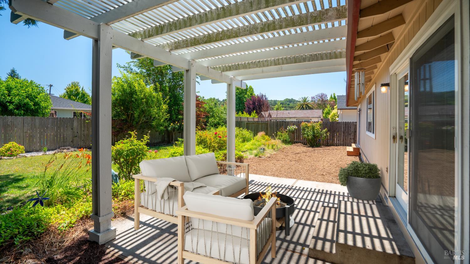 Detail Gallery Image 18 of 24 For 2530 Tachevah Dr, Santa Rosa,  CA 95405 - 3 Beds | 2 Baths