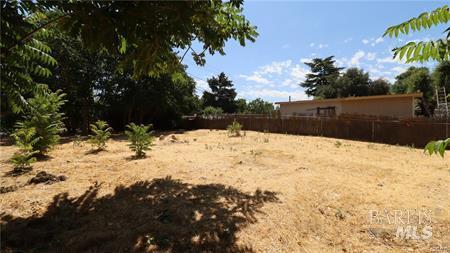 Detail Gallery Image 21 of 28 For 3325 12th St, Clearlake,  CA 95422 - 3 Beds | 2 Baths