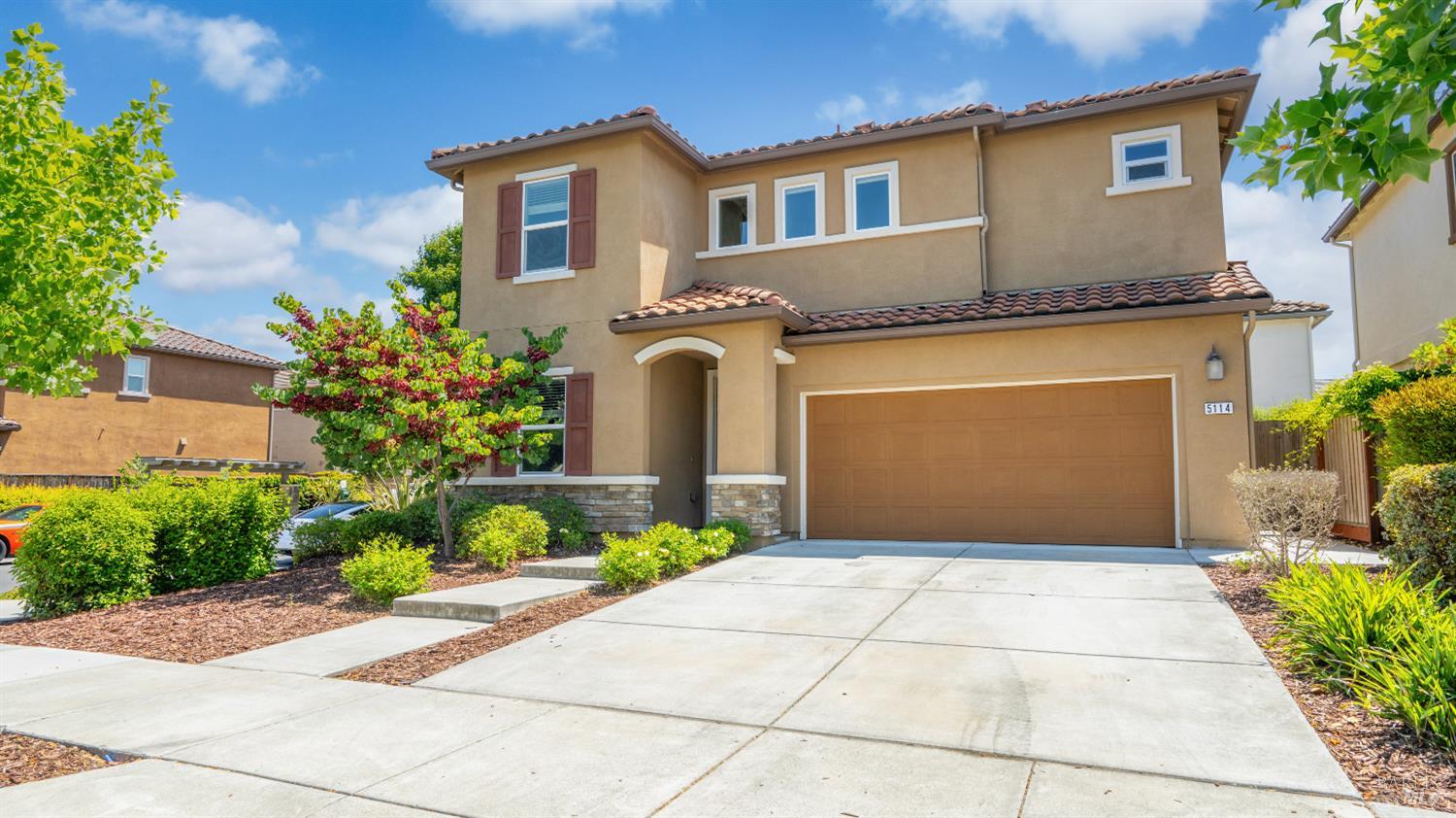 Detail Gallery Image 3 of 42 For 5114 Kolton Pl, Rohnert Park,  CA 94928 - 5 Beds | 2/1 Baths