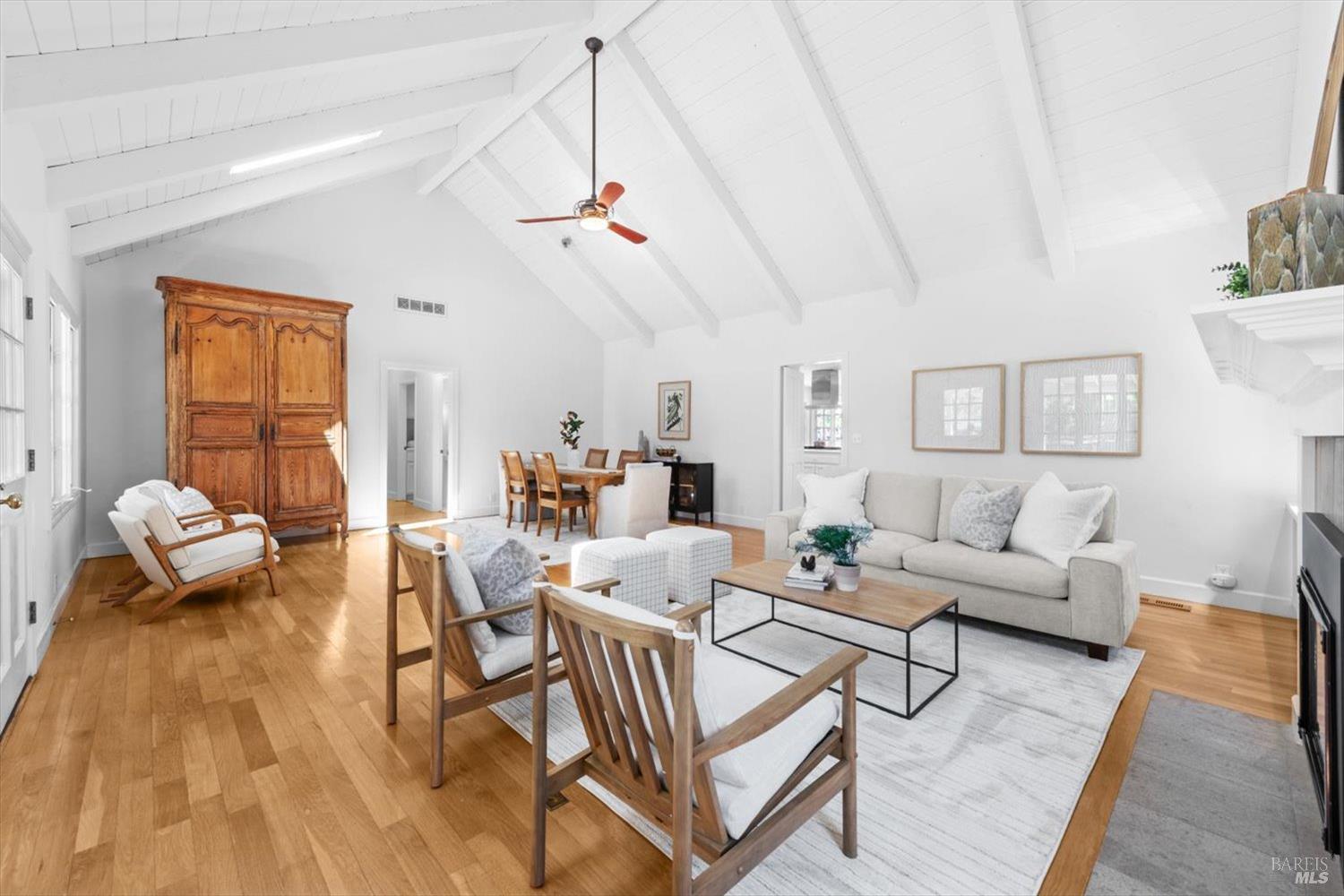 Detail Gallery Image 11 of 47 For 1881 Madrona Ave, Saint Helena,  CA 94574 - 2 Beds | 2/1 Baths