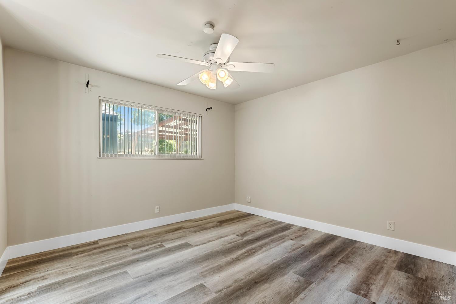 Detail Gallery Image 33 of 56 For 2004 S Terrace Dr, Napa,  CA 94559 - 3 Beds | 2 Baths