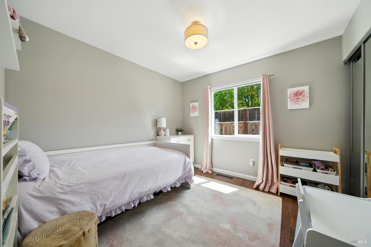 Detail Gallery Image 26 of 37 For 5332 Santa Teresa Ave, Santa Rosa,  CA 95409 - 4 Beds | 2 Baths