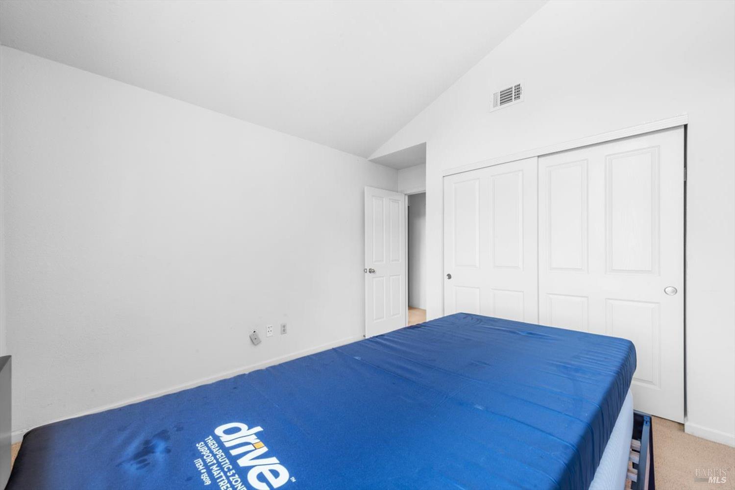 Detail Gallery Image 38 of 82 For 2136 Lakewood Dr, Fairfield,  CA 94534 - 4 Beds | 2/1 Baths