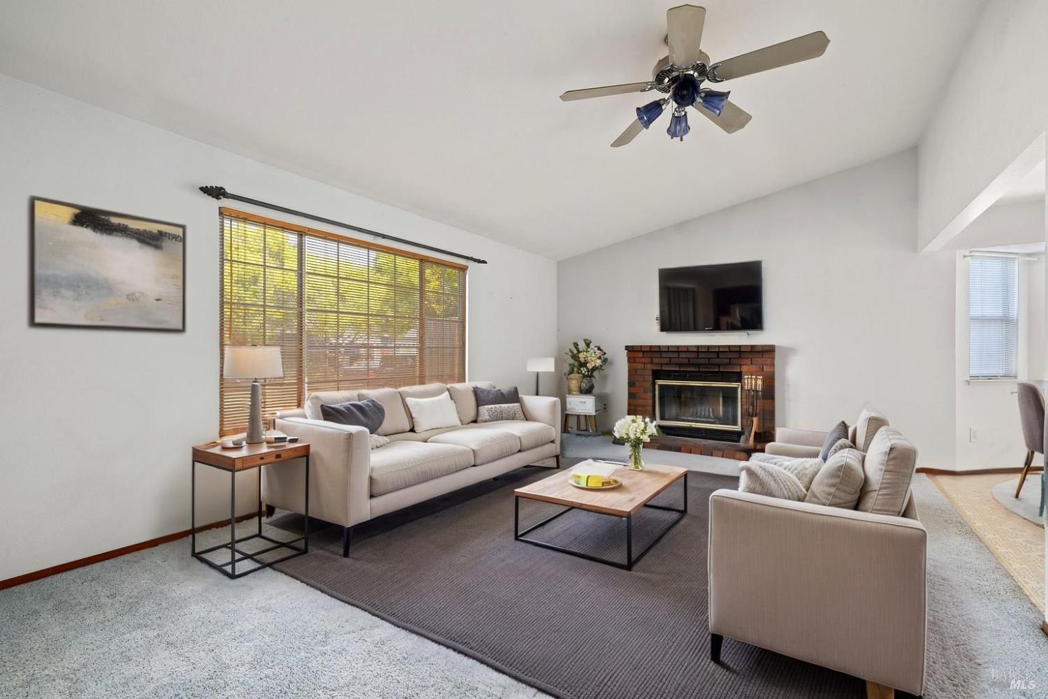 Detail Gallery Image 6 of 35 For 948 Ventnor Ave, Windsor,  CA 95492 - 3 Beds | 2 Baths
