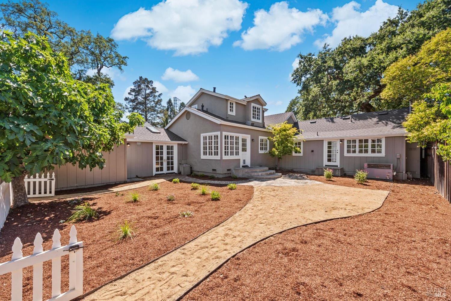 Detail Gallery Image 37 of 47 For 1881 Madrona Ave, Saint Helena,  CA 94574 - 2 Beds | 2/1 Baths