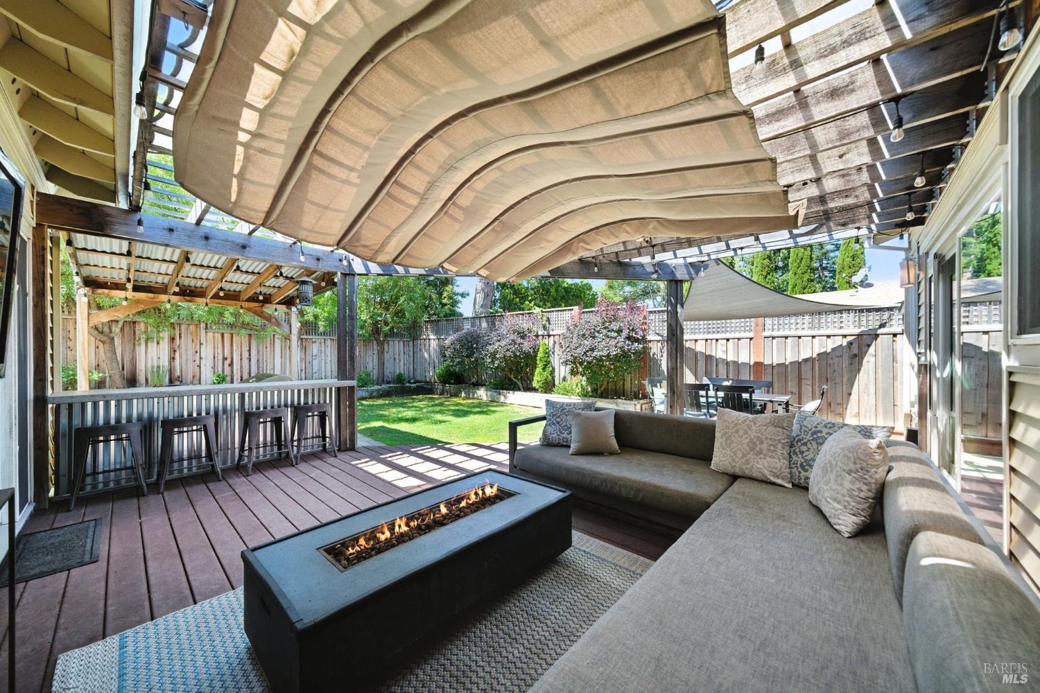 Detail Gallery Image 28 of 37 For 5332 Santa Teresa Ave, Santa Rosa,  CA 95409 - 4 Beds | 2 Baths