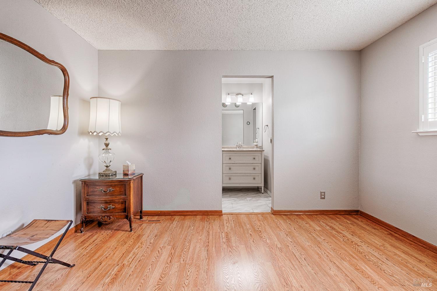 Detail Gallery Image 20 of 50 For 615 Montclair Dr, Santa Rosa,  CA 95409 - 3 Beds | 2 Baths