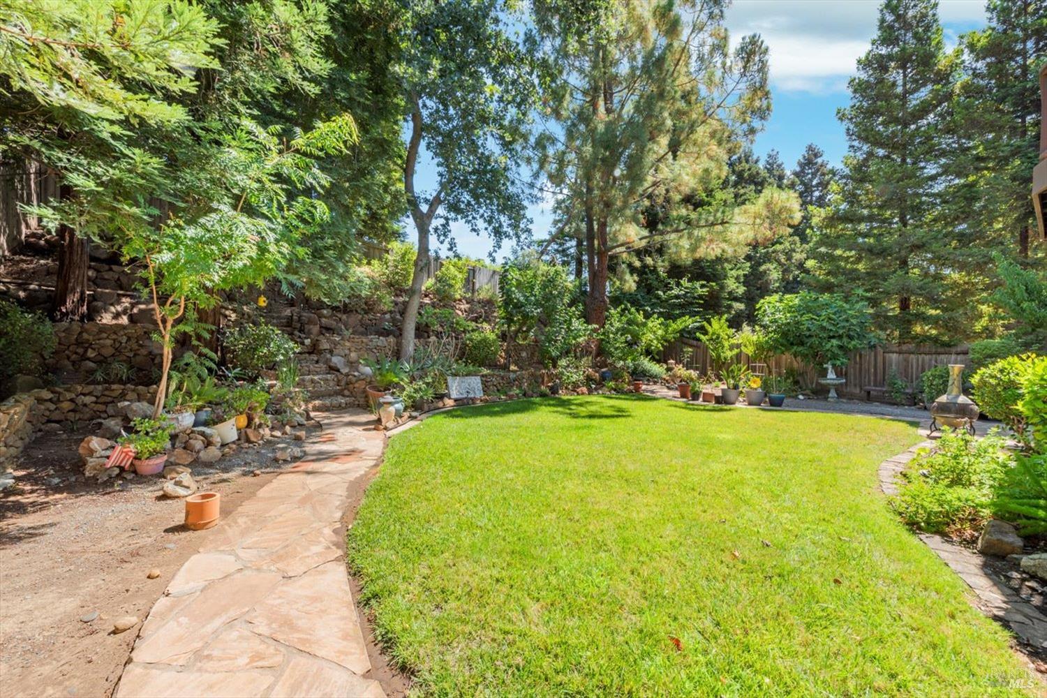 Detail Gallery Image 68 of 82 For 2136 Lakewood Dr, Fairfield,  CA 94534 - 4 Beds | 2/1 Baths