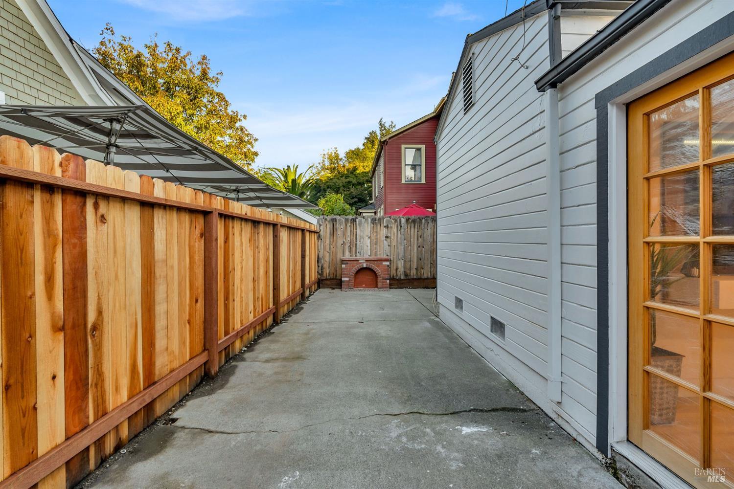 Detail Gallery Image 22 of 25 For 1594 Laurel St, Napa,  CA 94559 - 2 Beds | 2 Baths