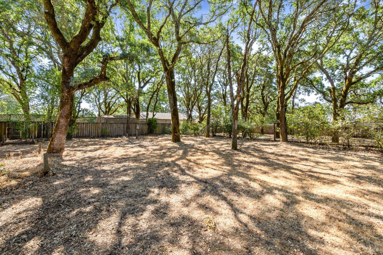 Detail Gallery Image 25 of 35 For 948 Ventnor Ave, Windsor,  CA 95492 - 3 Beds | 2 Baths