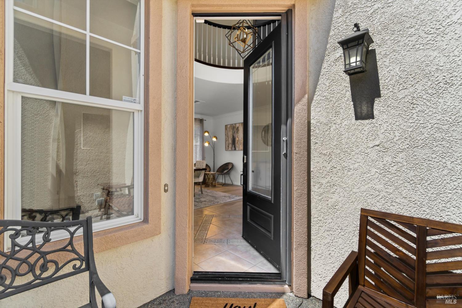 Detail Gallery Image 10 of 55 For 1451 Golf Course Dr, Windsor,  CA 95492 - 4 Beds | 2/1 Baths
