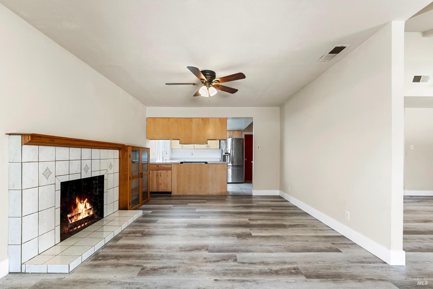 Detail Gallery Image 23 of 56 For 2004 S Terrace Dr, Napa,  CA 94559 - 3 Beds | 2 Baths
