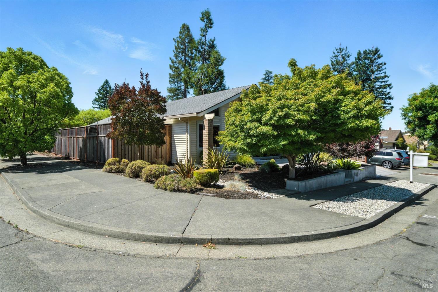 Detail Gallery Image 36 of 37 For 5332 Santa Teresa Ave, Santa Rosa,  CA 95409 - 4 Beds | 2 Baths