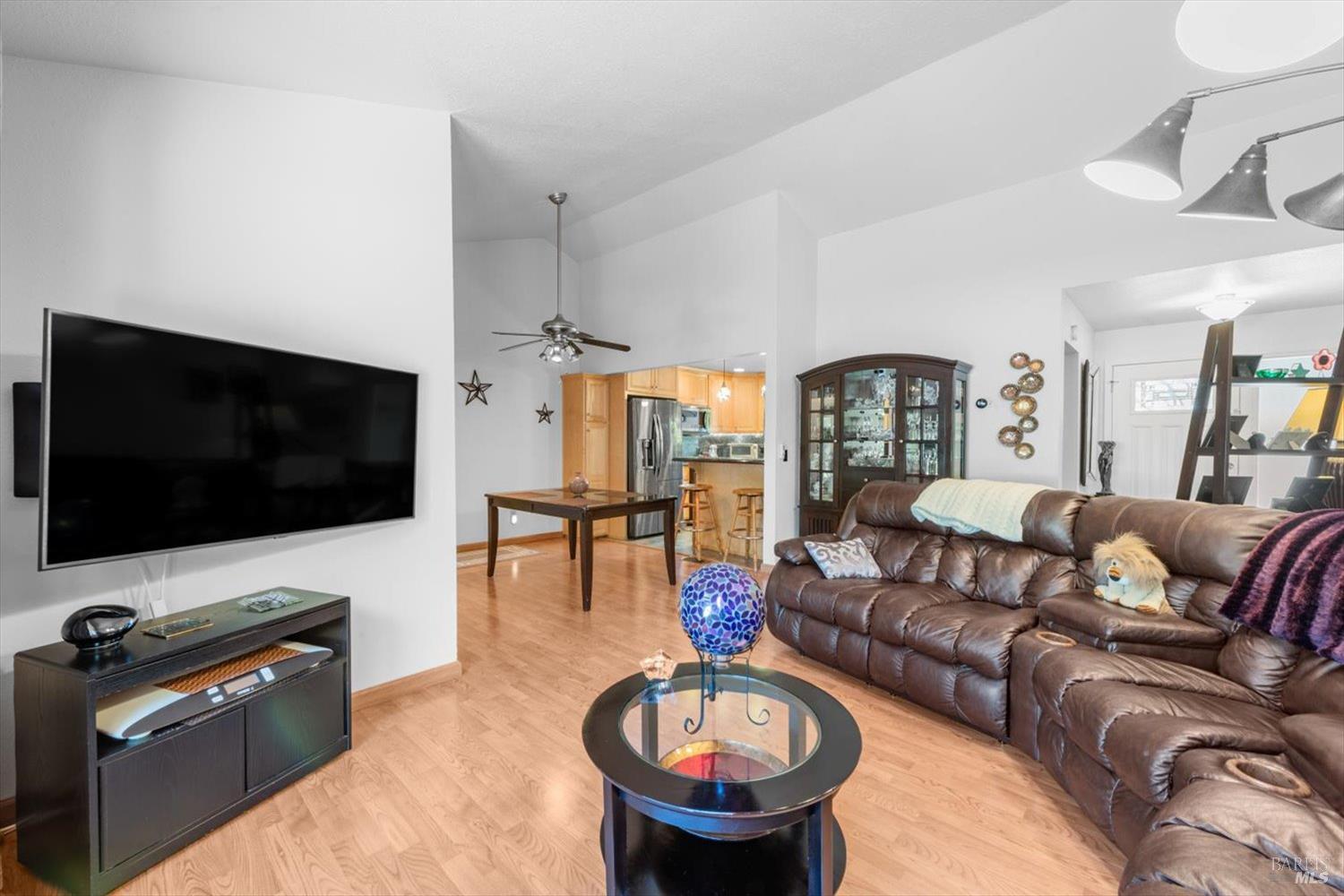 Detail Gallery Image 17 of 72 For 3451 Astoria Cir, Fairfield,  CA 94534 - 5 Beds | 3/1 Baths