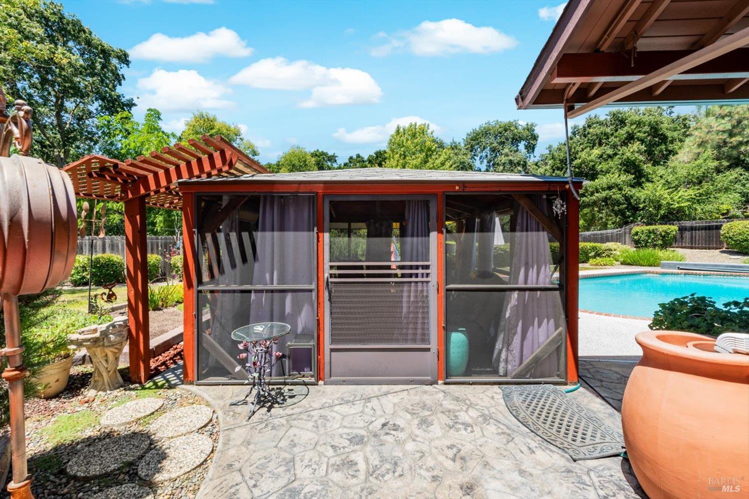 Detail Gallery Image 58 of 72 For 3451 Astoria Cir, Fairfield,  CA 94534 - 5 Beds | 3/1 Baths