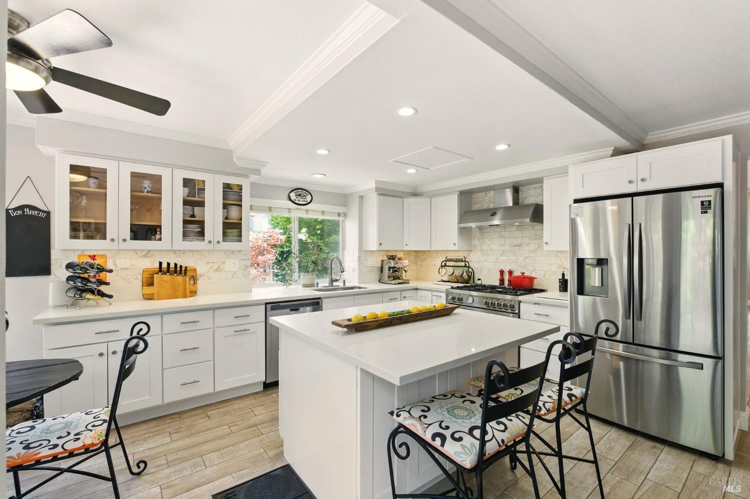 Detail Gallery Image 21 of 53 For 141 Flametree Cir, Windsor,  CA 95492 - 4 Beds | 3 Baths