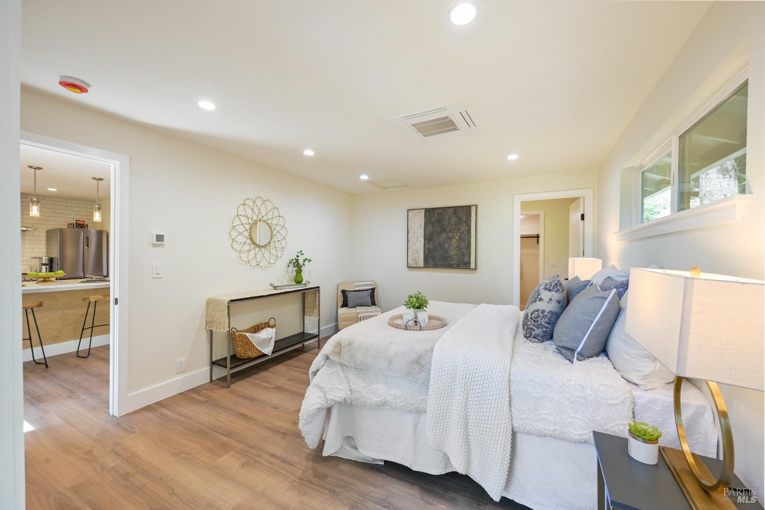 Detail Gallery Image 21 of 67 For 14150 Fern Rd, Guerneville,  CA 95446 - 3 Beds | 2/1 Baths