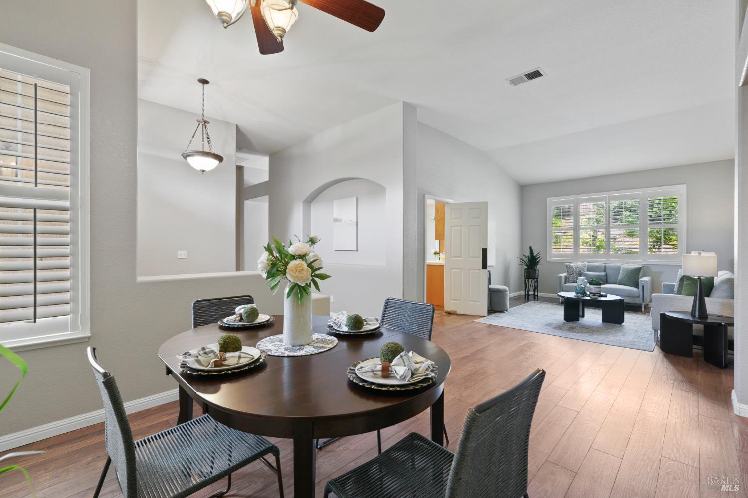 Detail Gallery Image 10 of 41 For 2432 Trevino Way, Fairfield,  CA 94534 - 4 Beds | 2 Baths