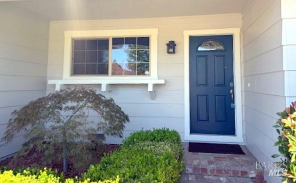 Detail Gallery Image 4 of 52 For 4777 Fairway Dr, Rohnert Park,  CA 94928 - 4 Beds | 2 Baths