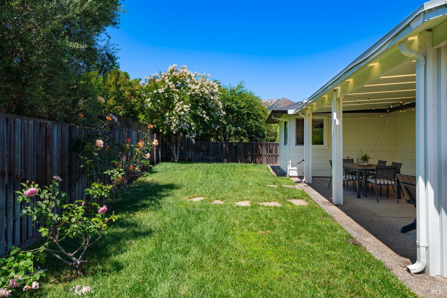 Detail Gallery Image 27 of 33 For 8819 Hood Mountain Cir, Santa Rosa,  CA 95409 - 2 Beds | 2 Baths