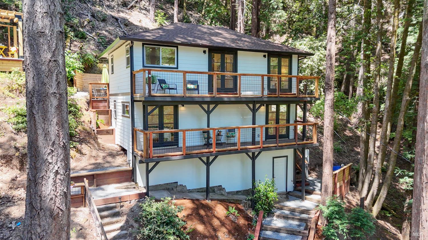 Detail Gallery Image 55 of 67 For 14150 Fern Rd, Guerneville,  CA 95446 - 3 Beds | 2/1 Baths