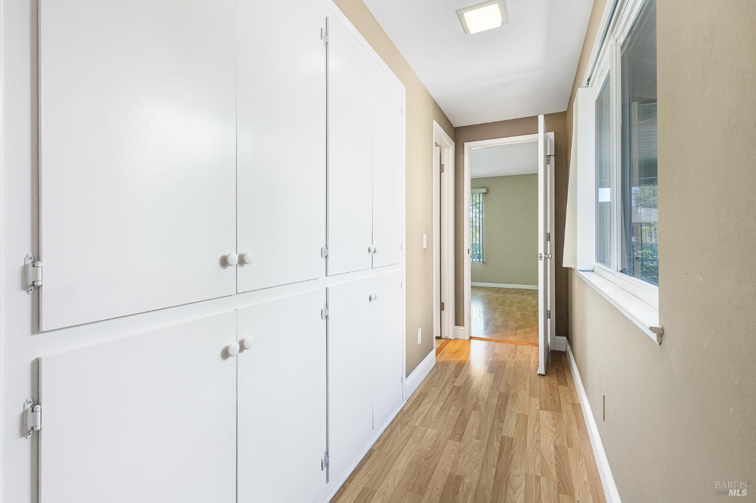 Detail Gallery Image 23 of 52 For 160 Oak Shadow Dr, Santa Rosa,  CA 95409 - 3 Beds | 2 Baths