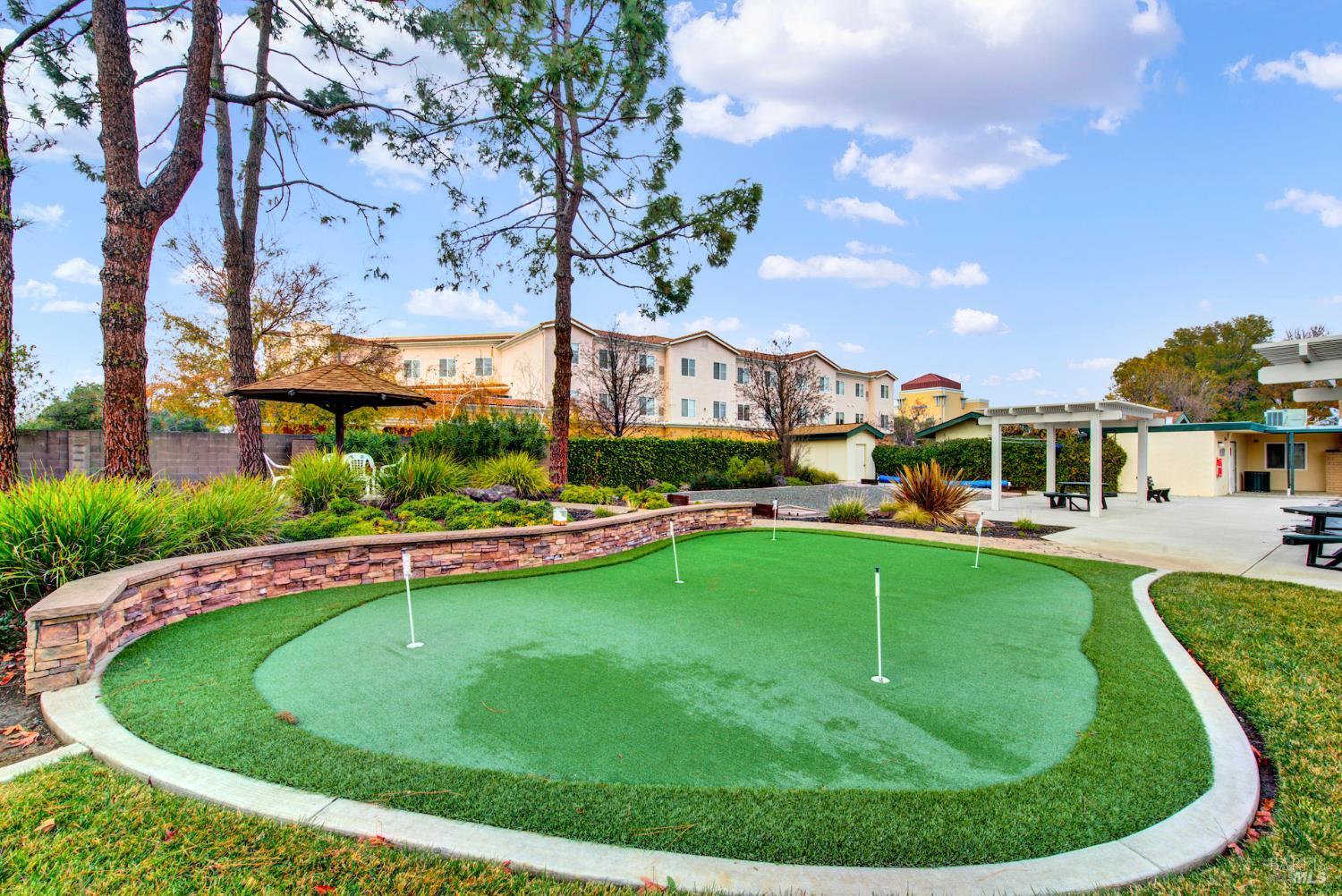 Detail Gallery Image 45 of 55 For 19 Lemon Tree Cir, Vacaville,  CA 95687 - 2 Beds | 2 Baths