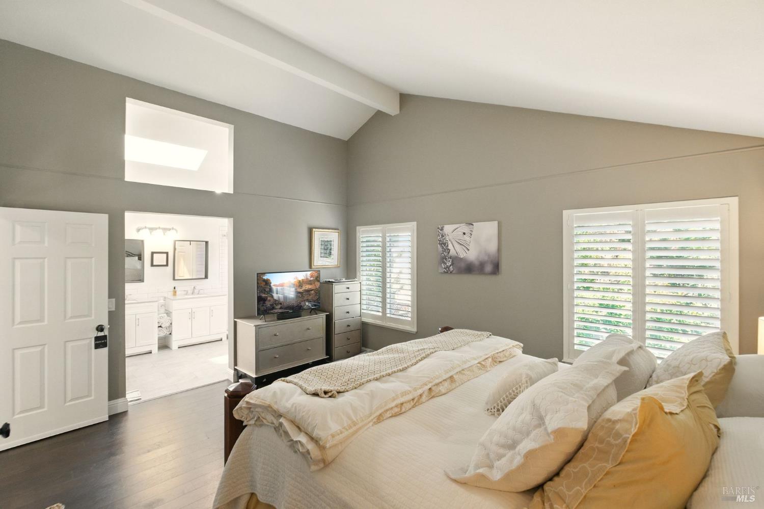 Detail Gallery Image 27 of 53 For 141 Flametree Cir, Windsor,  CA 95492 - 4 Beds | 3 Baths