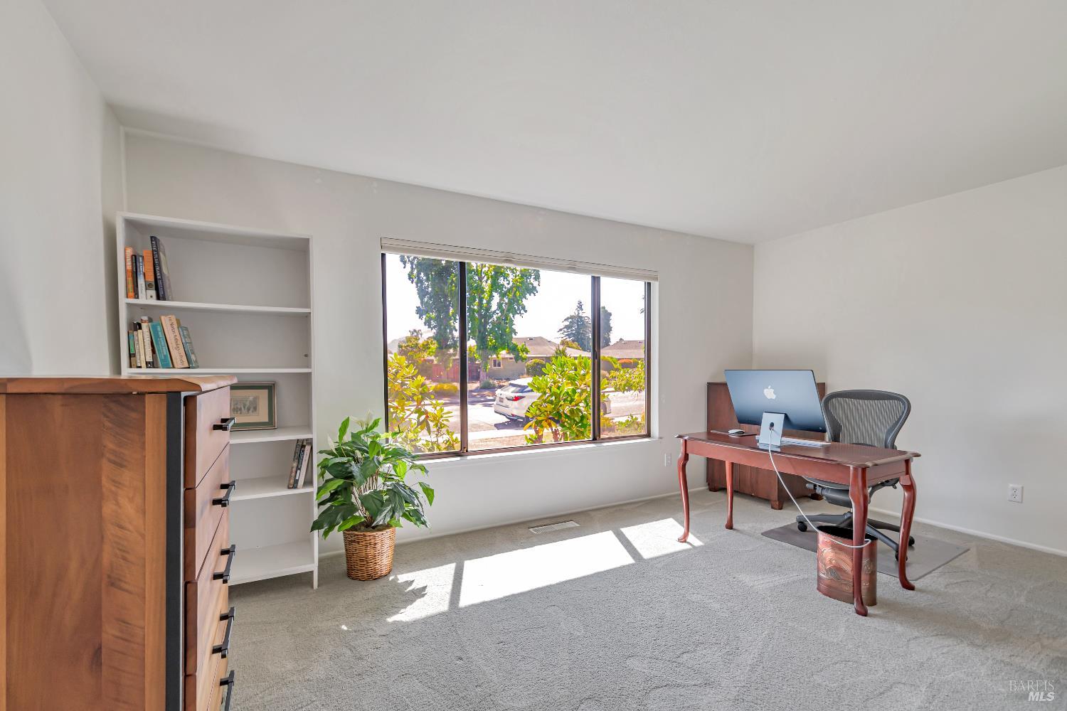 Detail Gallery Image 32 of 42 For 6840 Oakmont Dr, Santa Rosa,  CA 95409 - 4 Beds | 2 Baths
