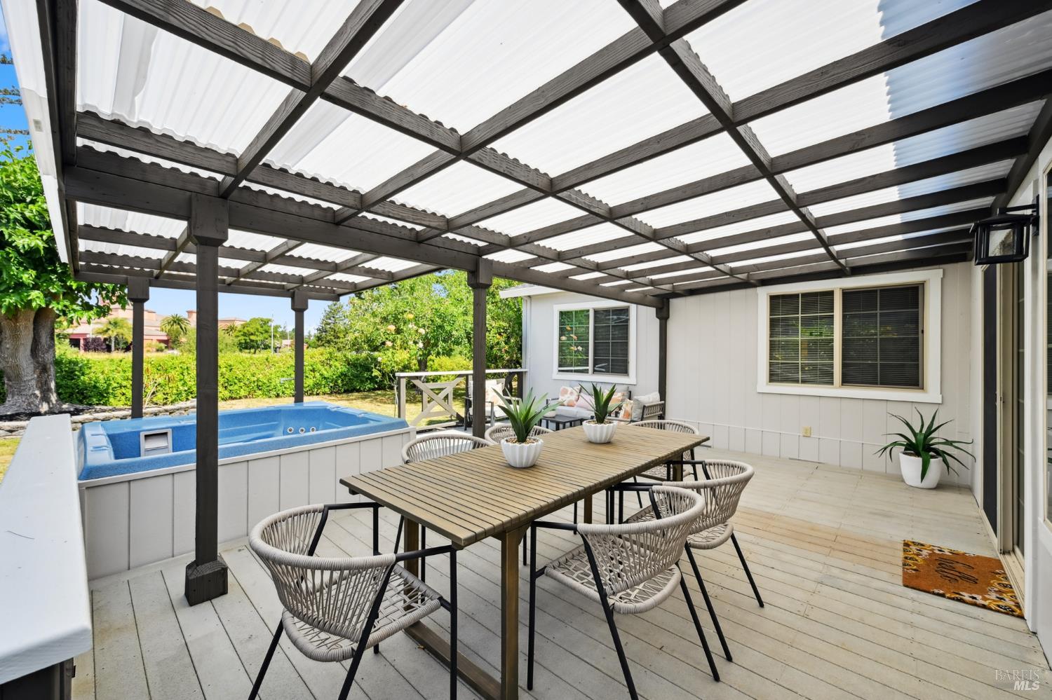 Detail Gallery Image 40 of 52 For 4777 Fairway Dr, Rohnert Park,  CA 94928 - 4 Beds | 2 Baths
