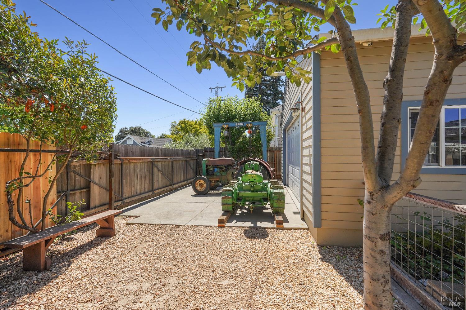 Detail Gallery Image 22 of 25 For 2001 Marin St, Napa,  CA 94559 - 2 Beds | 1 Baths