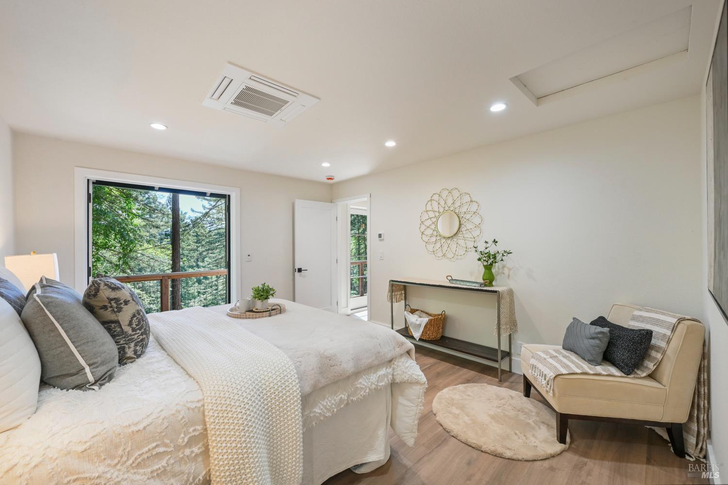 Detail Gallery Image 23 of 67 For 14150 Fern Rd, Guerneville,  CA 95446 - 3 Beds | 2/1 Baths