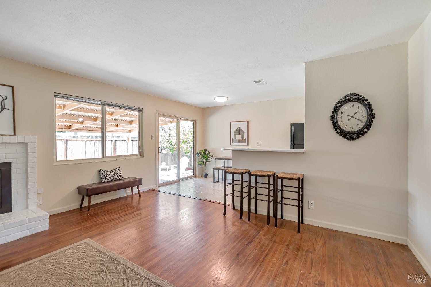 Detail Gallery Image 9 of 40 For 229 Arlen Dr, Rohnert Park,  CA 94928 - 4 Beds | 3 Baths